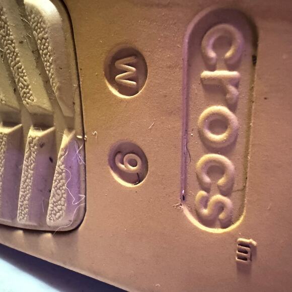 Crocs Lite Ride Black and Gum Adjustable Slides in mint condition SZ 9 - Picture 7 of 8